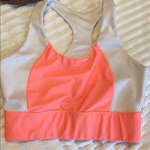 Fabletics medium impact sports bra